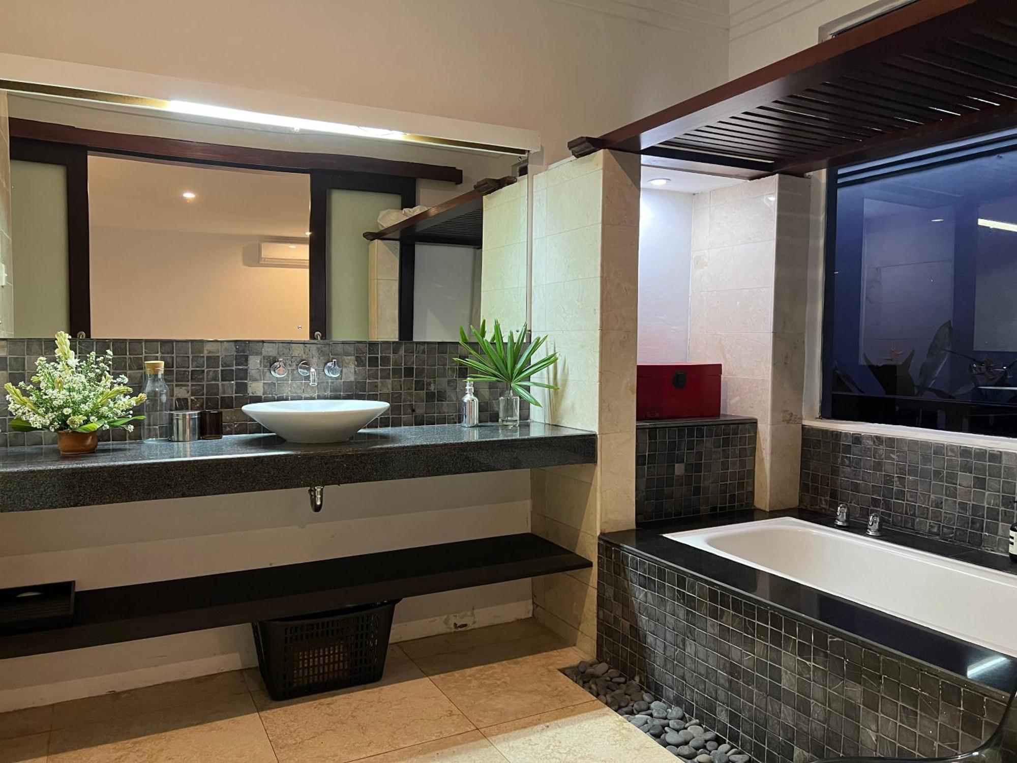 Villa The Mia Bali à Kerobokan Extérieur photo